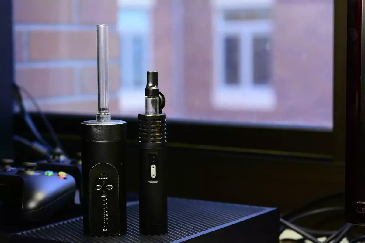 3 of the Best Portable Dry Herb Vaporizers